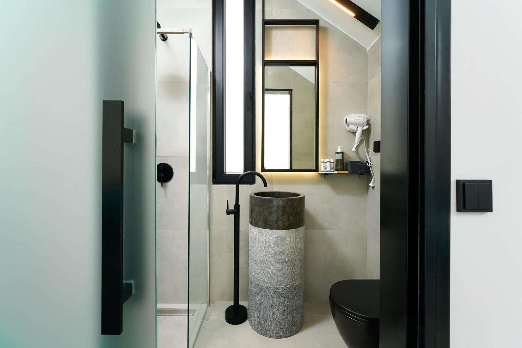 Mythodea Prive Luxury Suites クリッシ・アモウディア エクステリア 写真